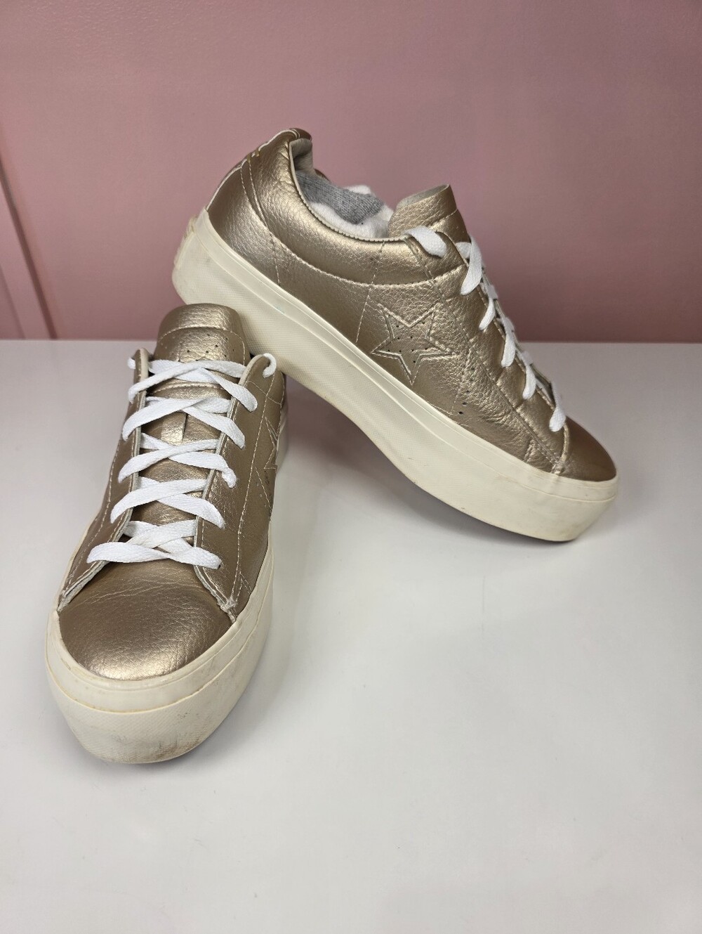 Converse One Star Platform Metallic Gold Sneakers Women’s 8